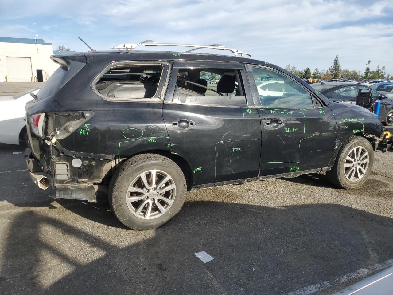 2015 Nissan Pathfinder VIN 5N1AR2MN7FC680350 Copart auction photo, all over damage thumbnail 4