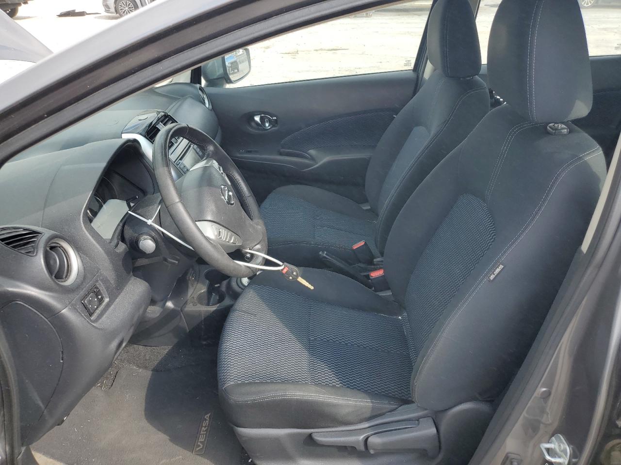 2017 Nissan Versa VIN 3N1CE2CPXHL362339 Copart auction photo, front end / minor dent/scratches damage thumbnail 7