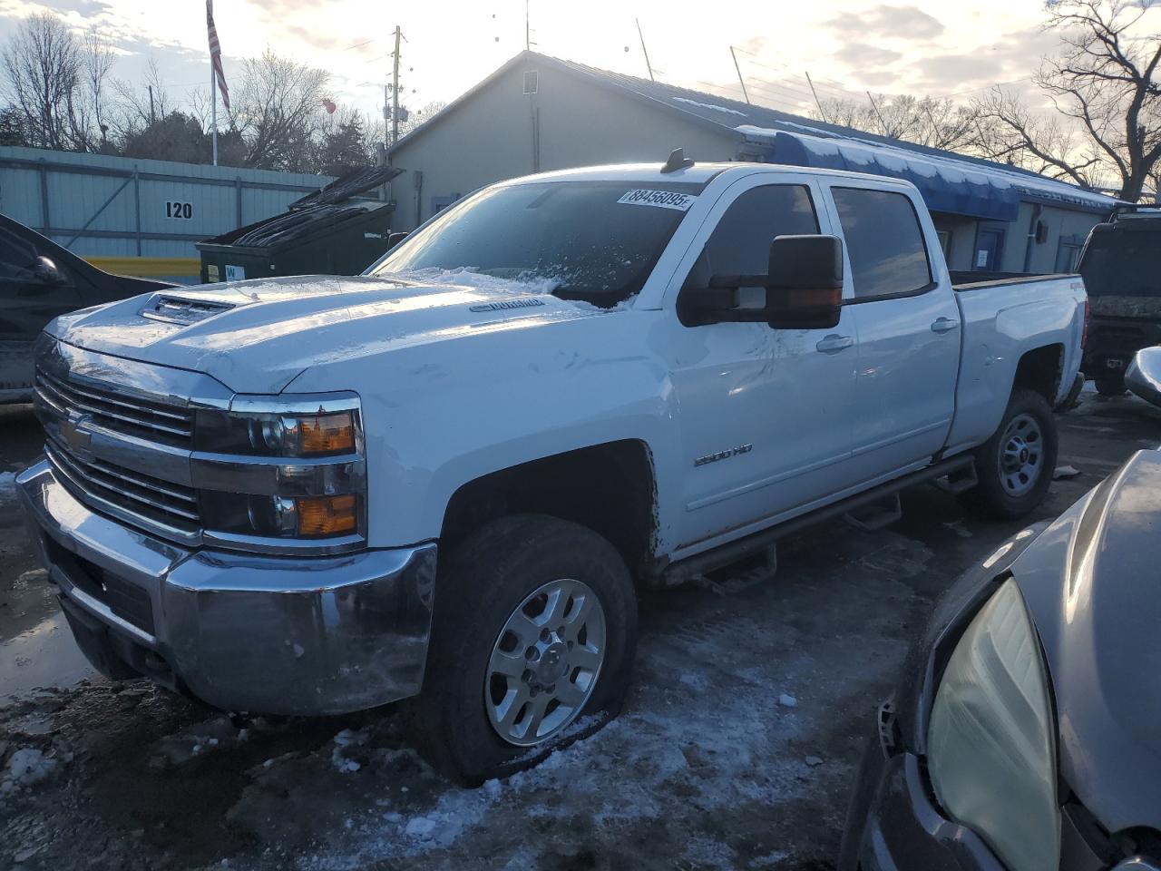 2018 Chevrolet Silverado VIN 1GC1KVEY8JF135199