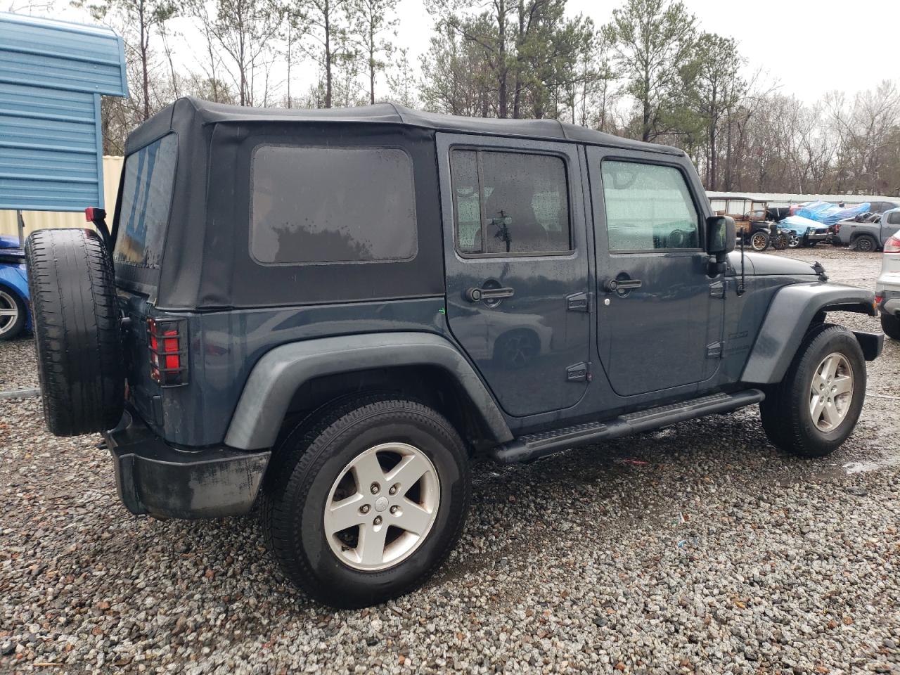 2016 Jeep Wrangler VIN 1C4BJWDG2GL305086 Copart auction photo, frame damage damage thumbnail 3