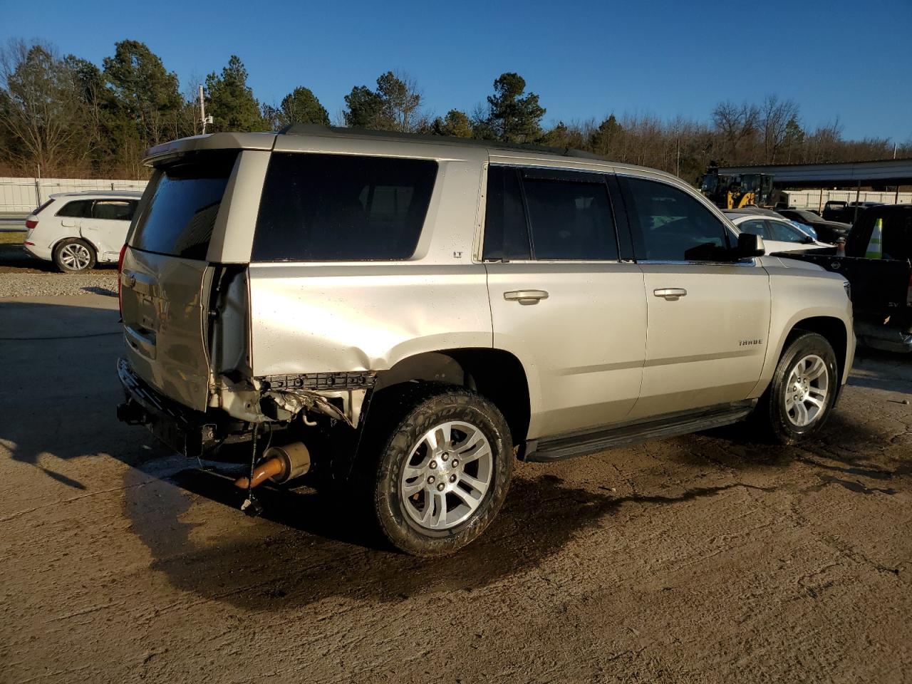 2016 Chevrolet Tahoe VIN 1GNSKBKCXGR312880 Copart auction photo, rear end damage thumbnail 3