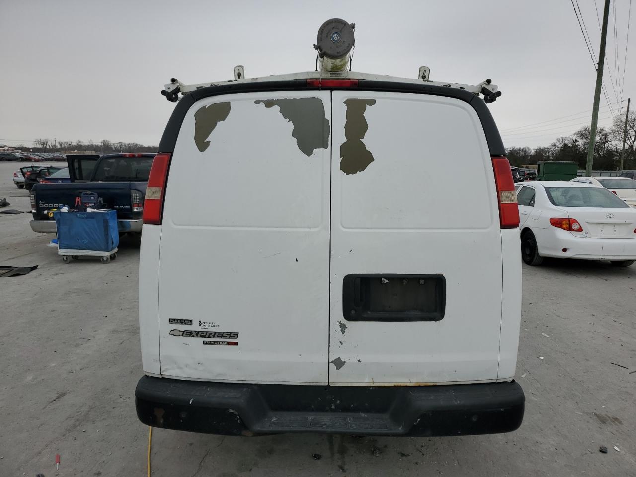2011 Chevrolet Express VIN 1GCSHAF44B1182817 Copart auction photo, burn - interior / minor dent/scratches damage thumbnail 6