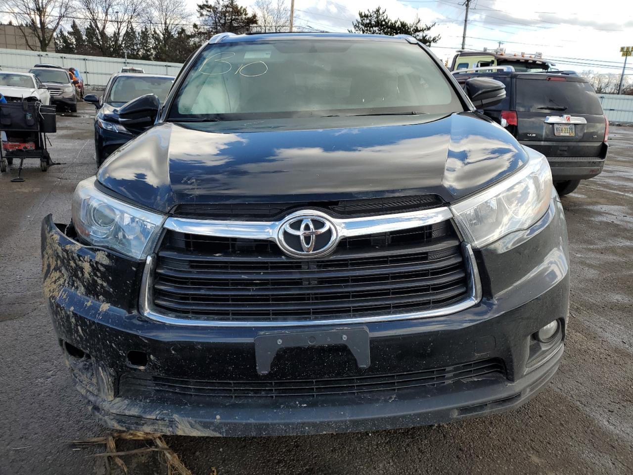 2016 Toyota Highlander VIN 5TDJKRFH6GS287559 Copart auction photo, all over / undercarriage damage thumbnail 5