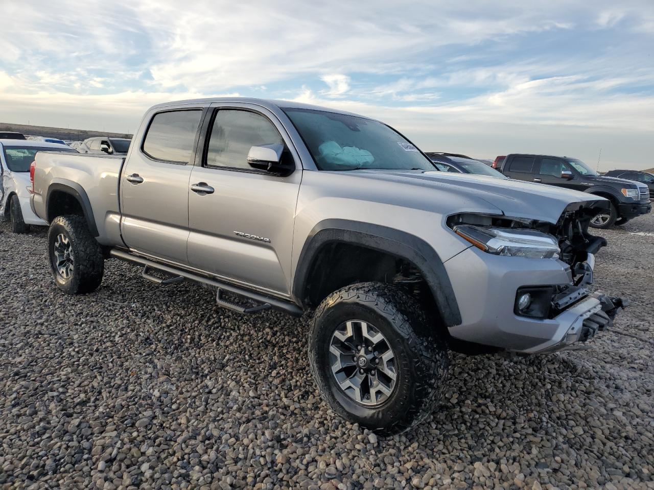 2018 Toyota Tacoma VIN 3TMDZ5BN6JM039980 Copart auction photo, front end damage thumbnail 4
