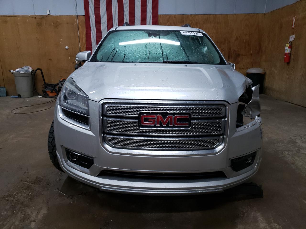 2015 GMC Acadia VIN 1GKKVTKD0FJ199117 Copart auction photo, all over damage thumbnail 5