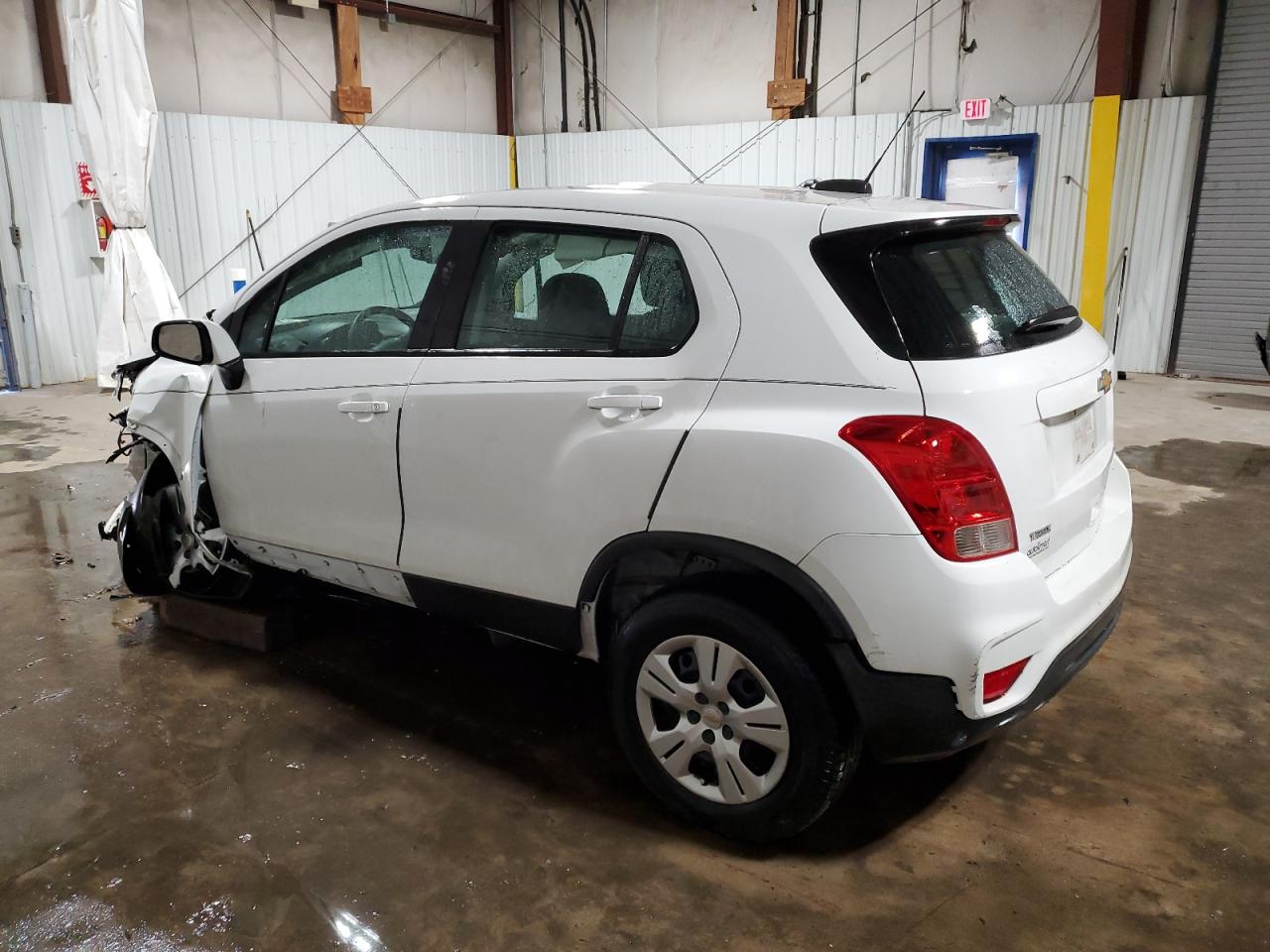 2017 Chevrolet Trax VIN KL7CJKSB4HB145110 Copart auction photo, front end / side damage thumbnail 2