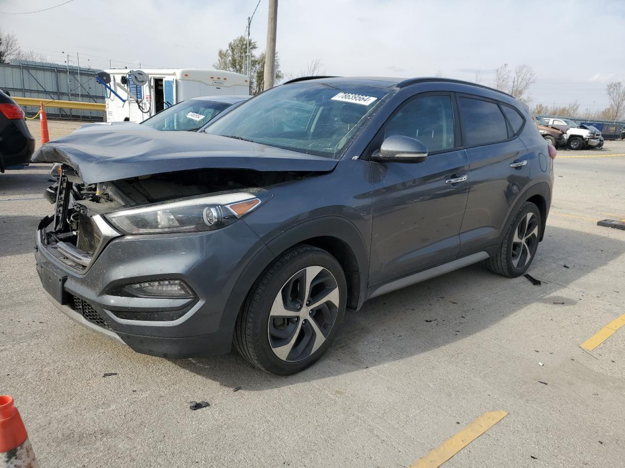2018 Hyundai Tucson VIN KM8J33A27JU677937