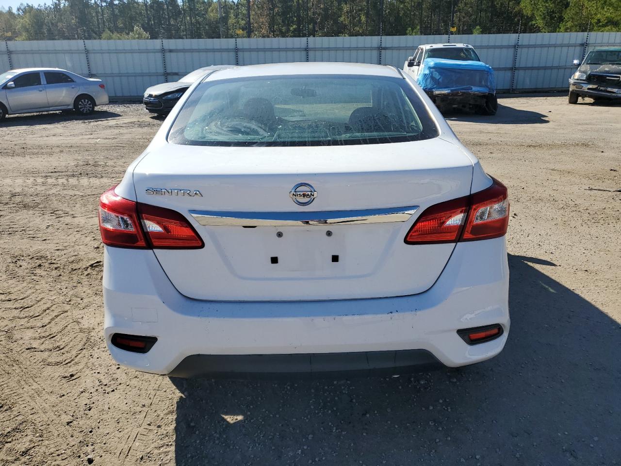 2018 Nissan Sentra VIN 3N1AB7AP5JY272251 Copart auction photo, front end damage thumbnail 6