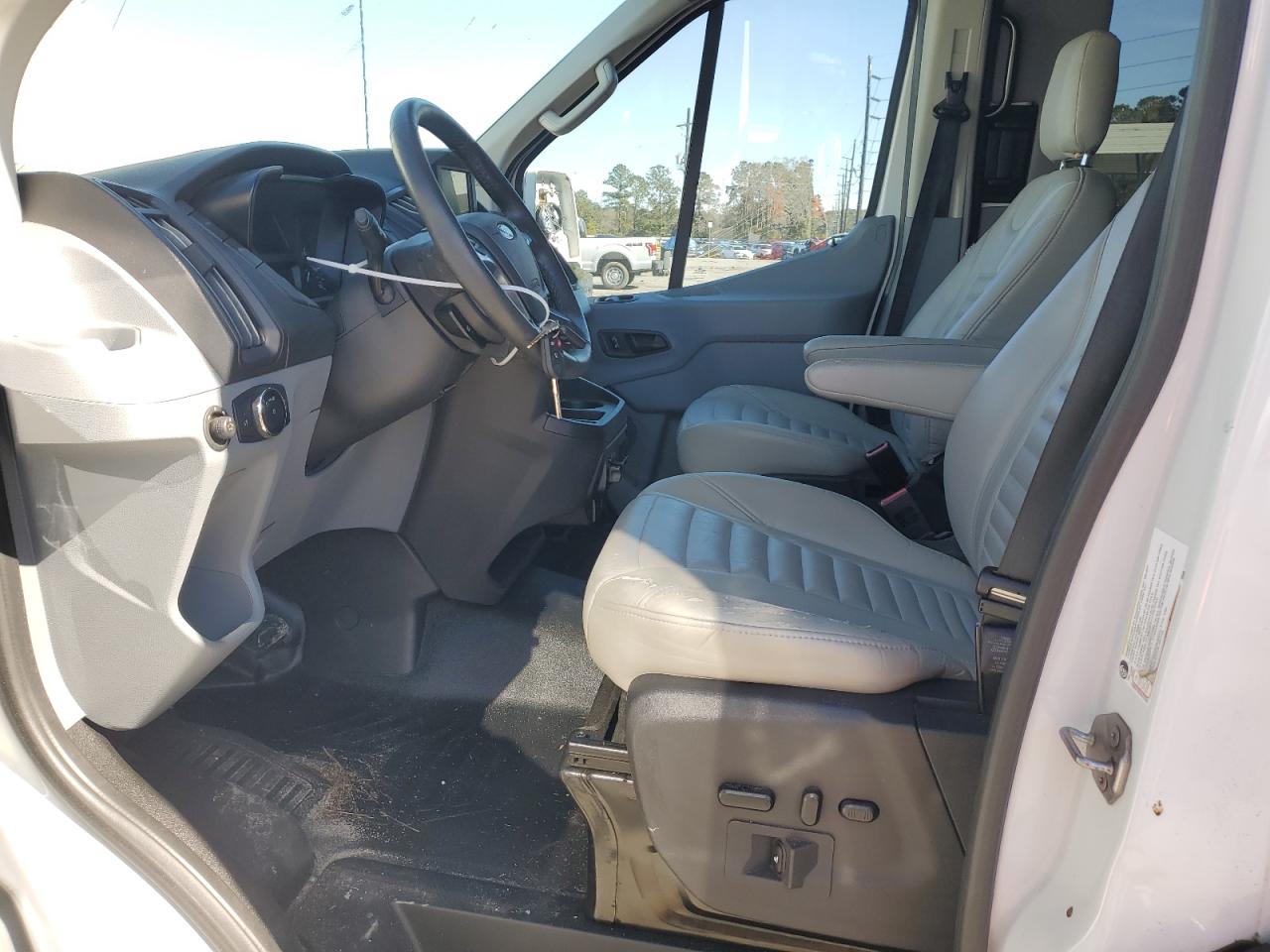 2017 Ford Transit VIN 1FTYR2CG6HKA69191 Copart auction photo, top/roof damage thumbnail 7