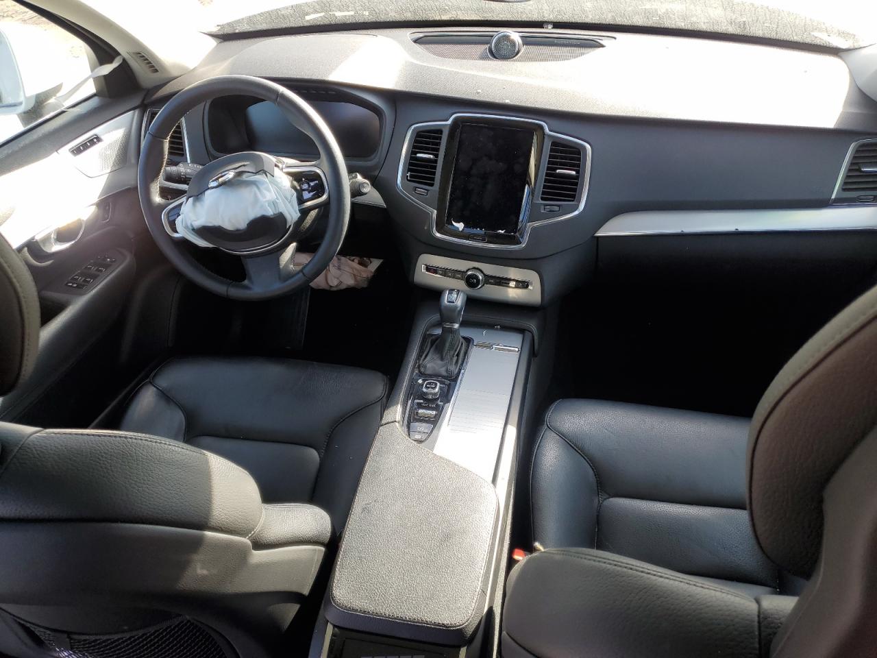 2016 Volvo XC90 VIN YV4A22PK6G1076986 Copart auction photo, front end / minor dent/scratches damage thumbnail 8
