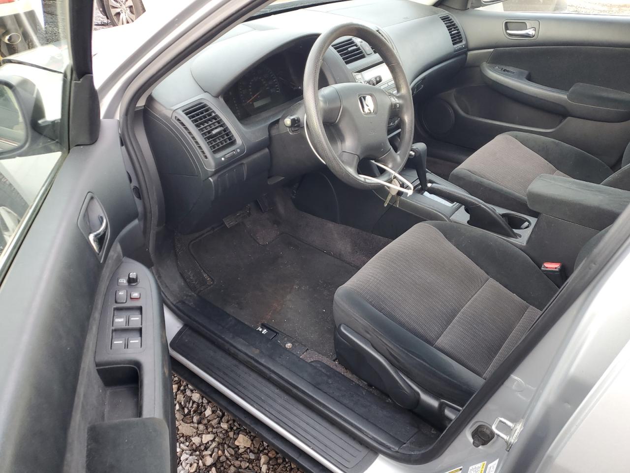 2005 Honda Accord VIN 1HGCM56475A131115 Copart auction photo, front end damage thumbnail 8