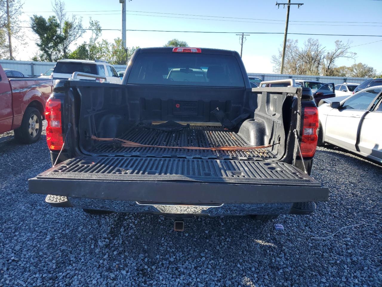 2018 Chevrolet Silverado VIN 1GCRCREH4JZ178833 Copart auction photo, water/flood damage thumbnail 6