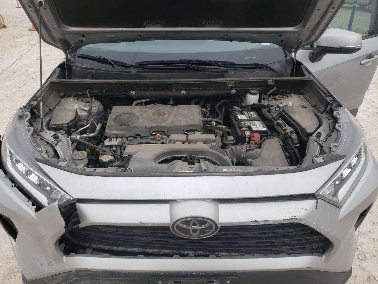 2020 Toyota RAV 4 VIN 2T3W1RFV1LW084795 Copart auction photo, rear end / front end damage thumbnail 12