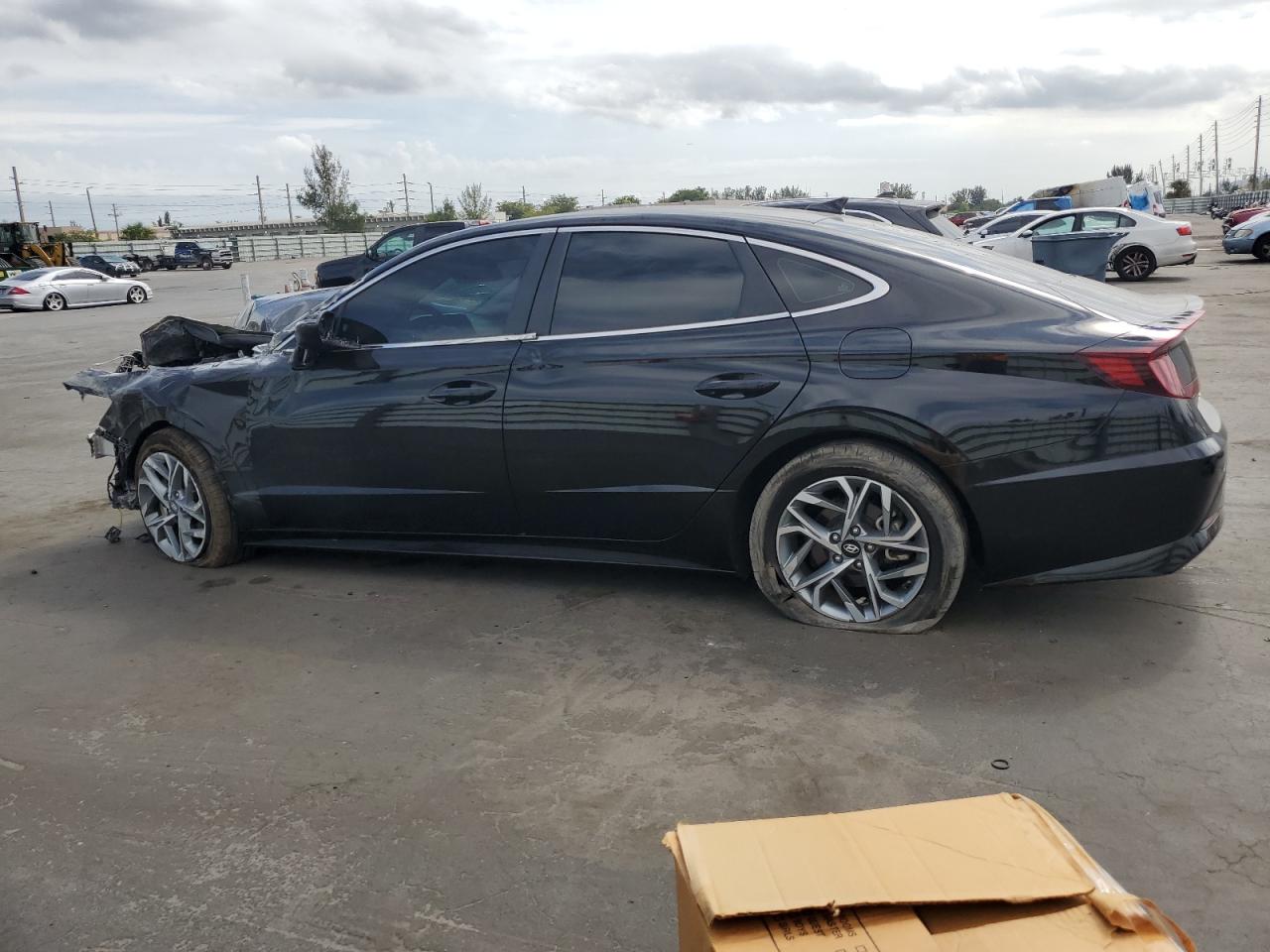 2023 Hyundai Sonata VIN KMHL64JA4PA320755 Copart auction photo, front end damage thumbnail 2