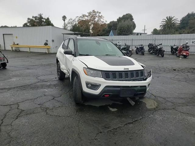 2020 Jeep Compass VIN 3C4NJDDB0LT203354 Copart auction photo, side / front end damage thumbnail 12