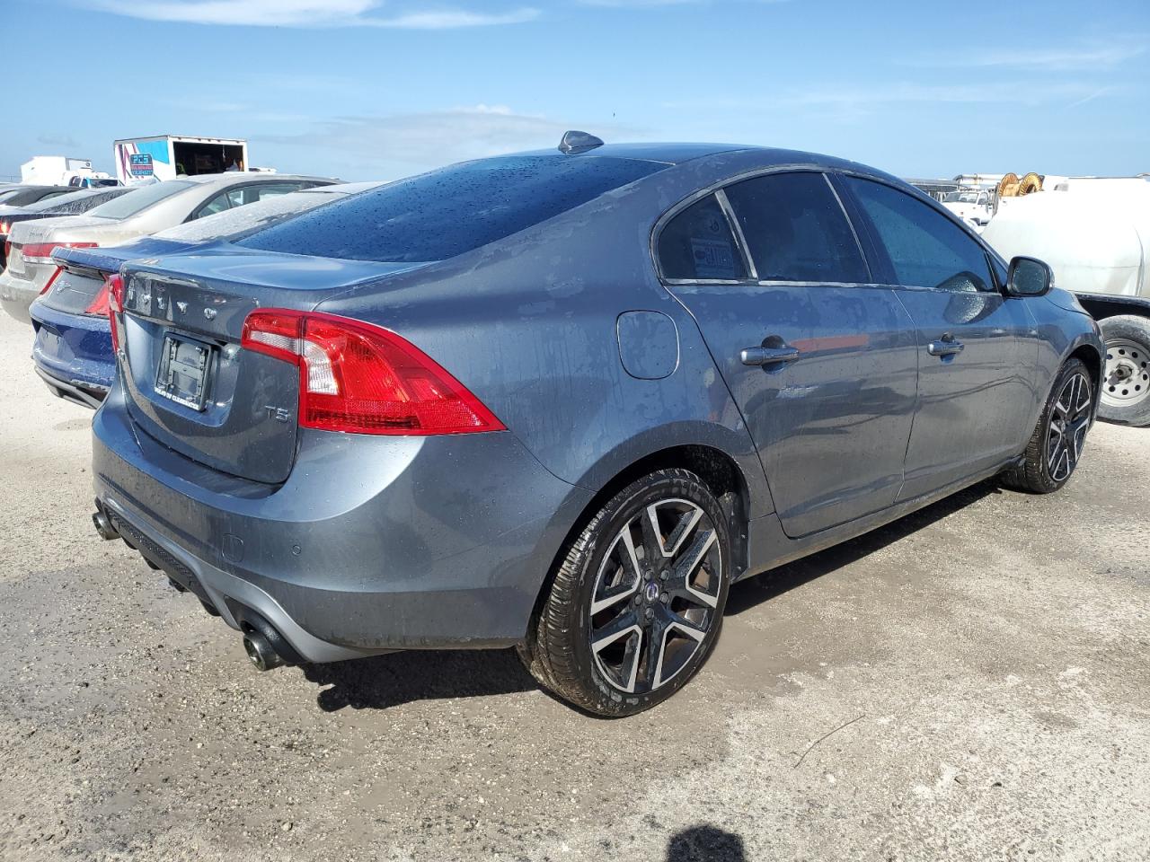 2017 Volvo S60 VIN YV126MFL5H2425319 Copart auction photo, water/flood damage thumbnail 3