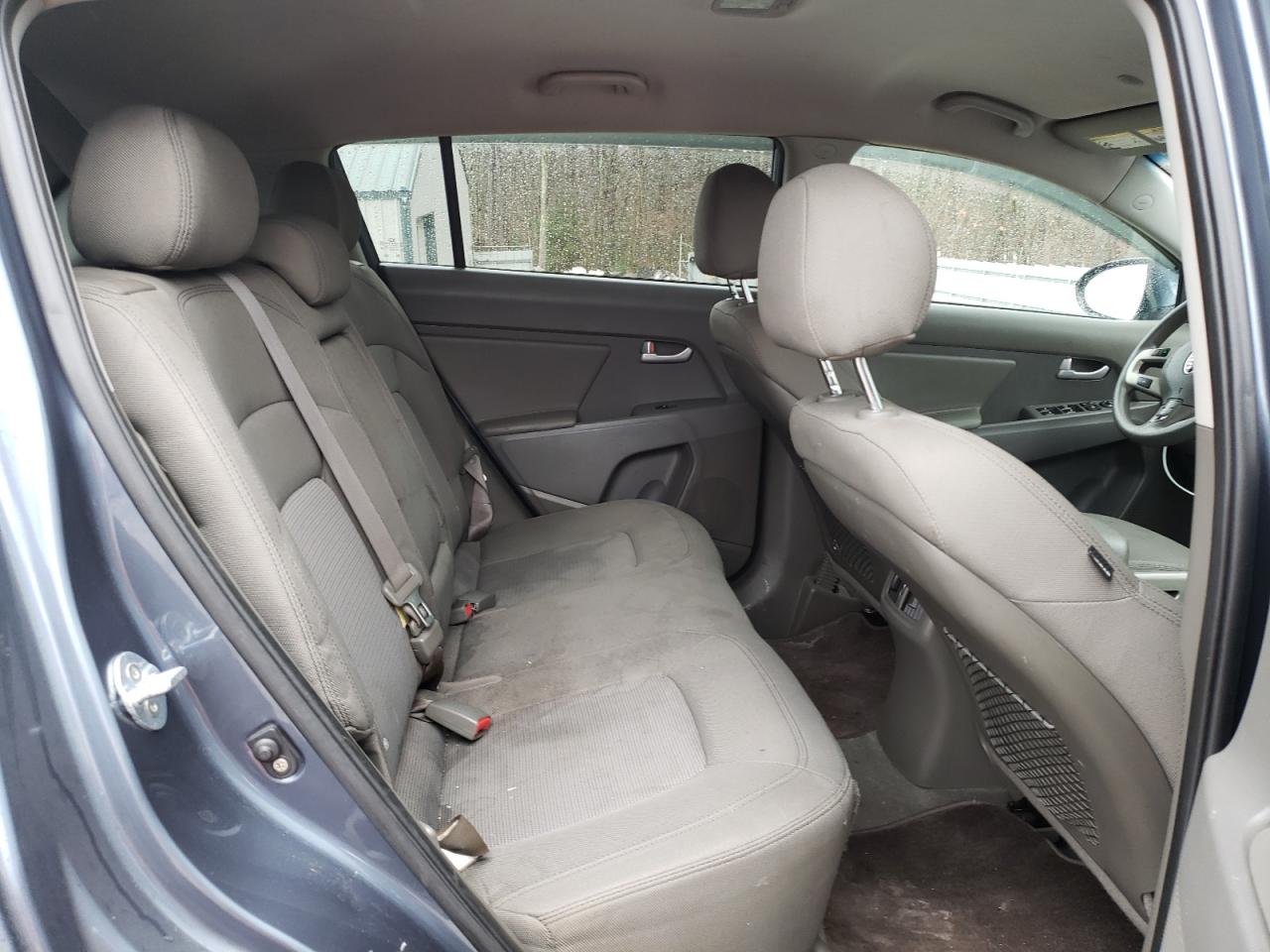 2016 KIA Sportage VIN KNDPBCAC2G7836252 Copart auction photo, rear end / minor dent/scratches damage thumbnail 11