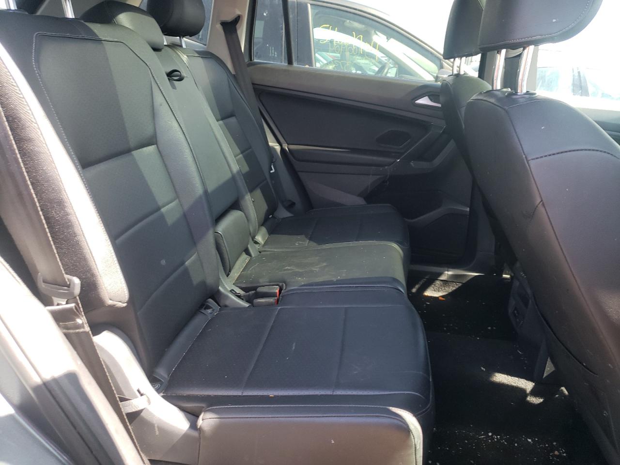 2020 Volkswagen Tiguan VIN 3VV2B7AX8LM030390 Copart auction photo, front end / replaced vin damage thumbnail 10