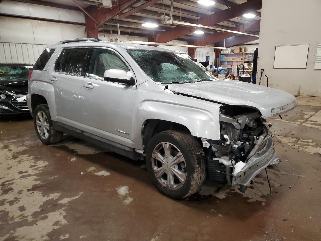 2017 GMC Terrain VIN 2GKFLTEK7H6353310 Copart auction photo, front end / side damage thumbnail 4