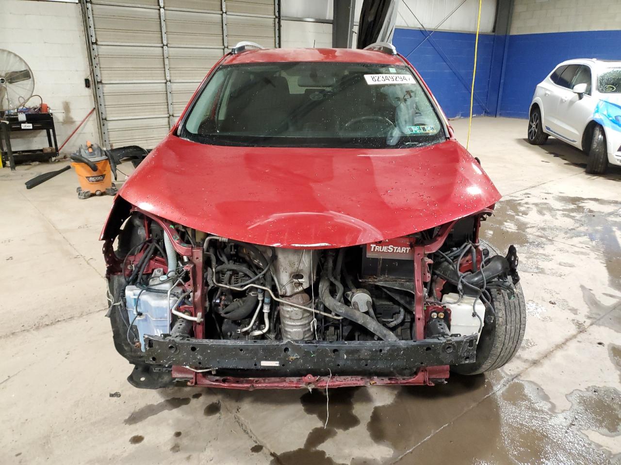 2014 Toyota RAV 4 VIN JTMBFREV0ED049442 Copart auction photo, front end / side damage thumbnail 5