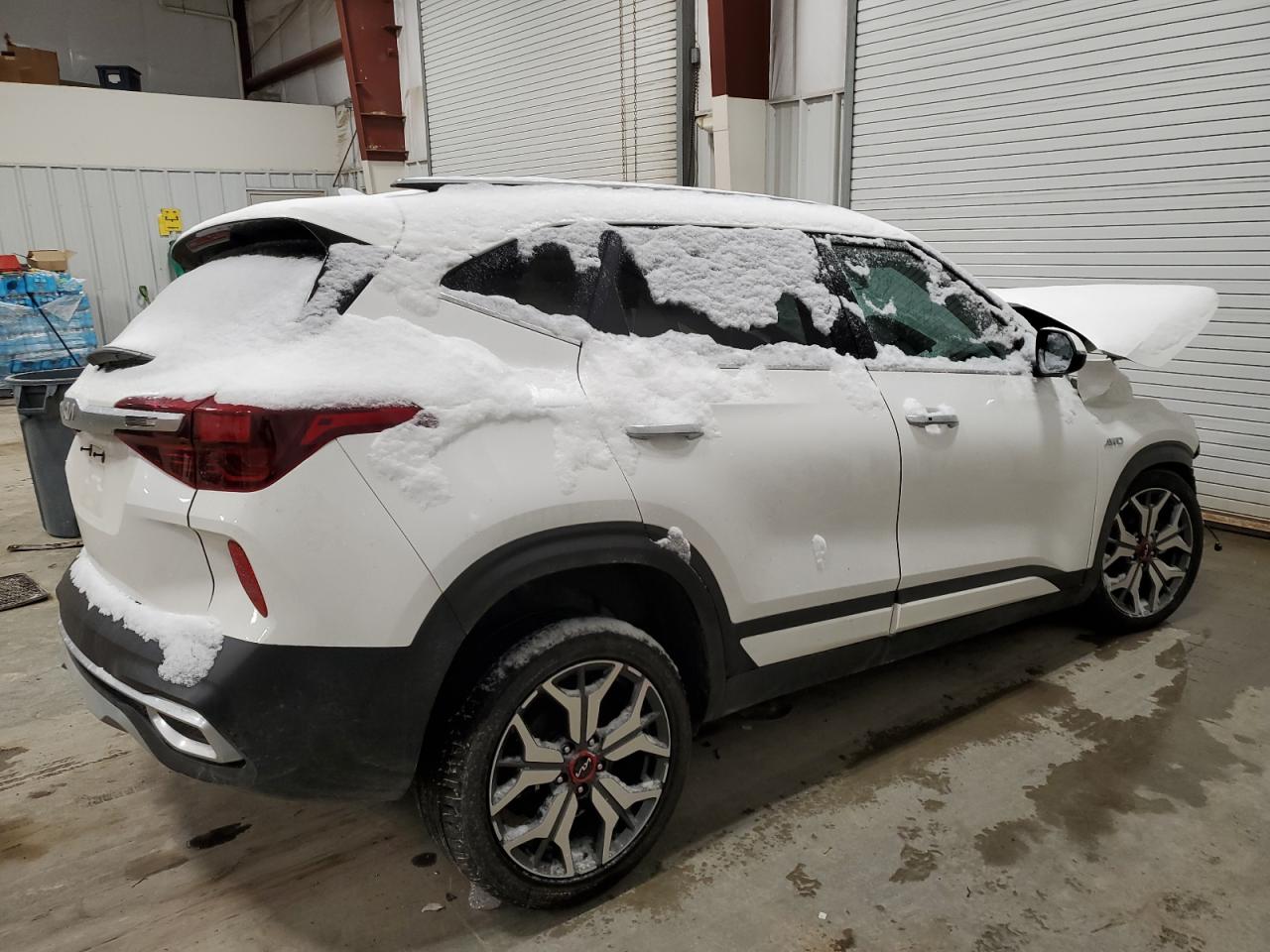2022 KIA Seltos VIN KNDETCA26N7277328 Copart auction photo, front end / side damage thumbnail 3