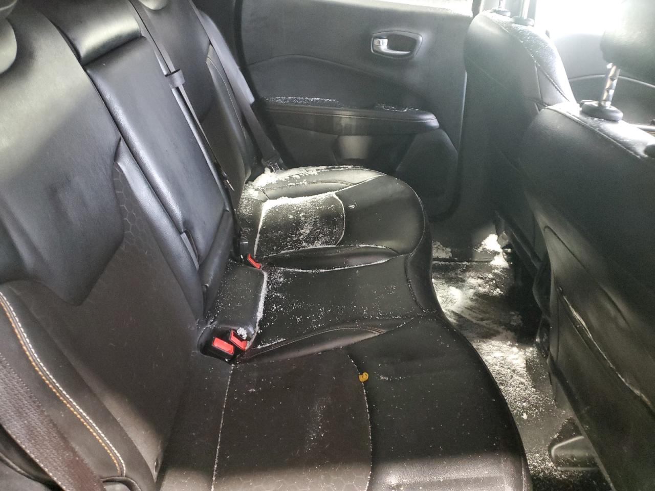 2020 Jeep Compass VIN 3C4NJDBB6LT255526 Copart auction photo, front end / undercarriage damage thumbnail 11