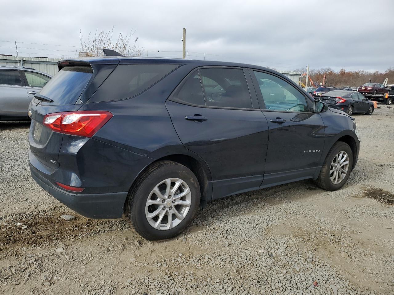 2021 Chevrolet Equinox VIN 3GNAXSEV8MS105987 Copart auction photo, front end / rear end damage thumbnail 3