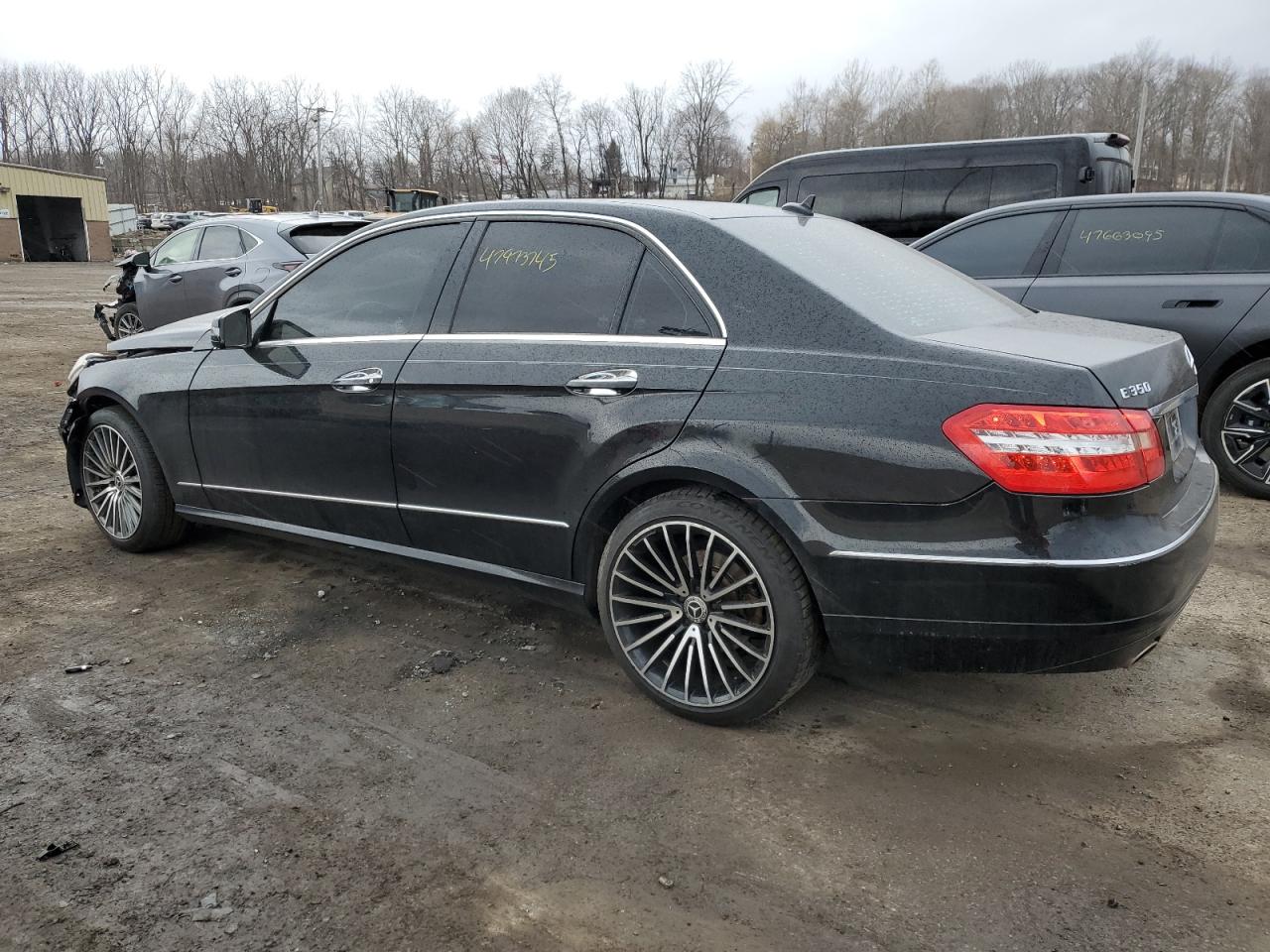 2010 Mercedes-Benz E-klasse VIN WDDHF8HB5AA074487 Copart auction photo, front end damage thumbnail 2