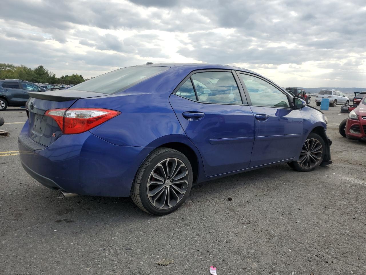 2015 Toyota Corolla VIN 2T1BURHE7FC259407 Copart auction photo, front end / side damage thumbnail 3
