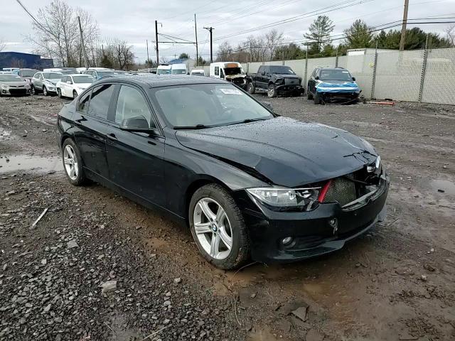 2014 BMW 3er VIN WBA3C3C58EF986859 Copart auction photo, front end / side damage thumbnail 11