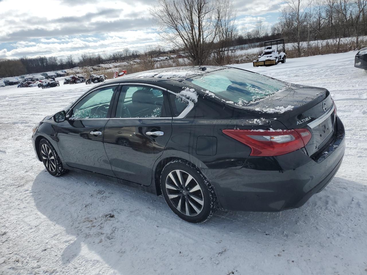2018 Nissan Altima VIN 1N4AL3APXJC121553 Copart auction photo, side / front end damage thumbnail 2