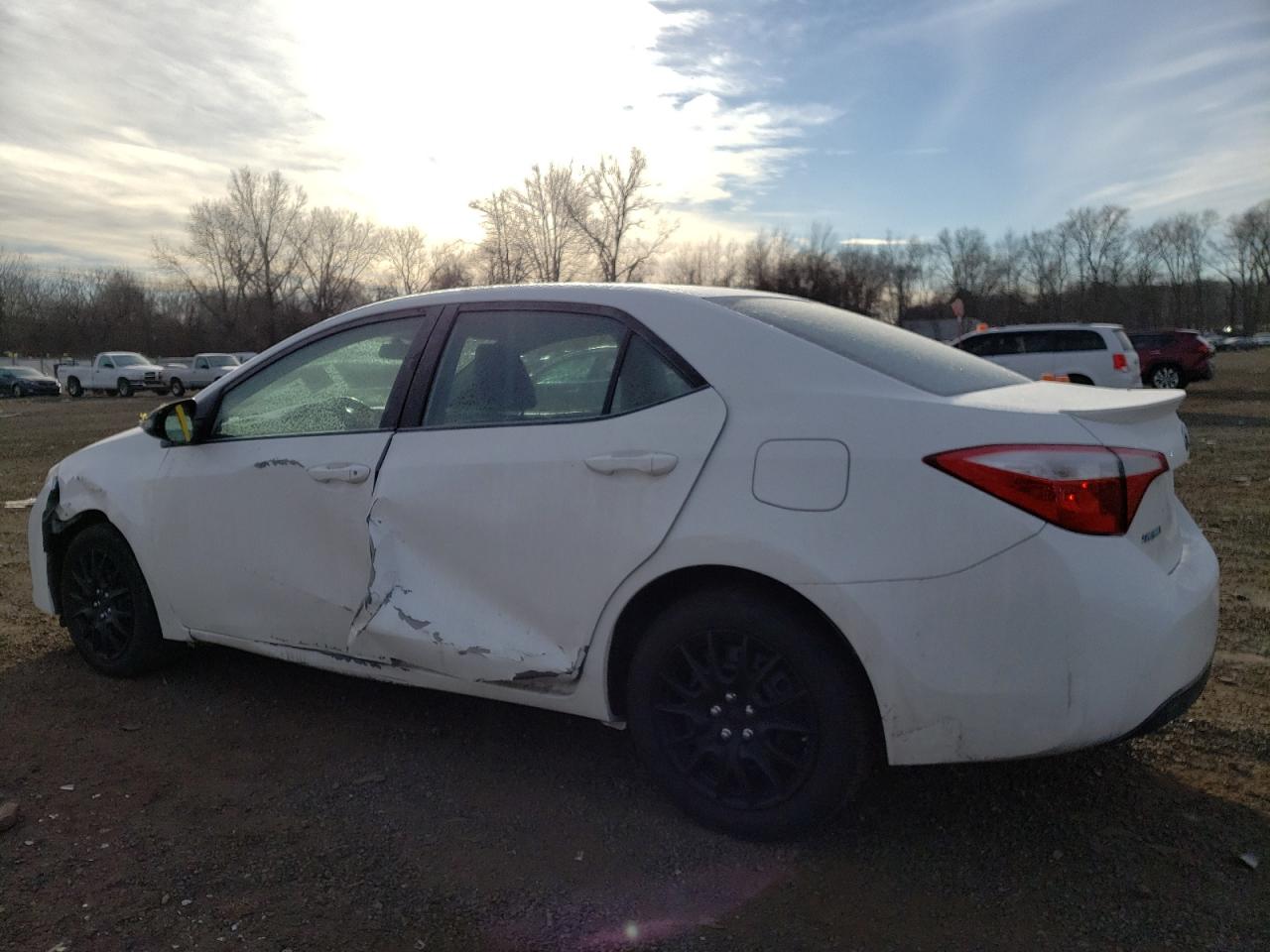 2015 Toyota Corolla VIN 2T1BURHE9FC357452 Copart auction photo, side / minor dent/scratches damage thumbnail 2