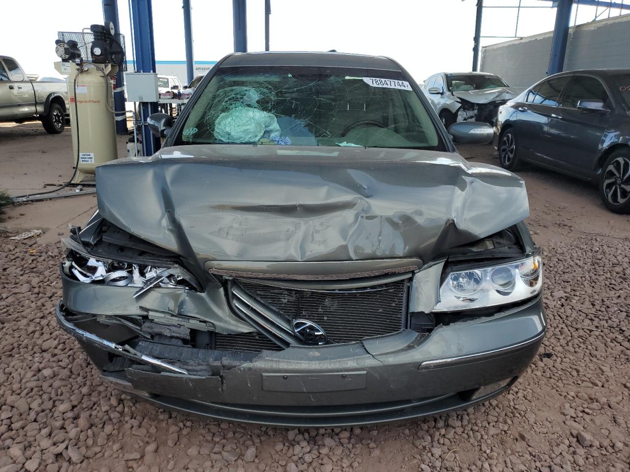 2007 Hyundai Azera VIN KMHFC46F47A177302 Copart auction photo, front end damage thumbnail 5