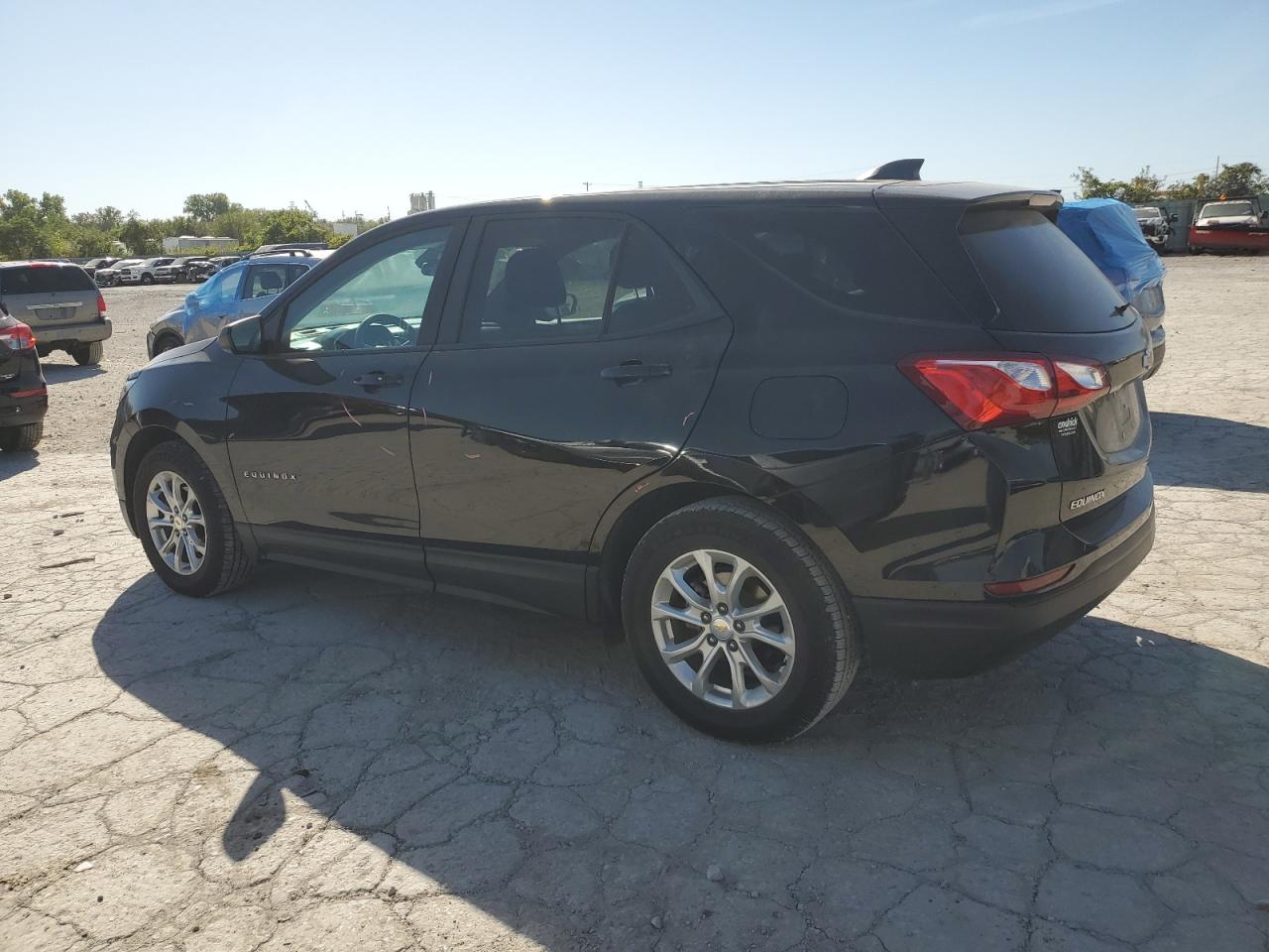 2020 Chevrolet Equinox VIN 2GNAXHEV0L6252322 Copart auction photo, all over damage thumbnail 2