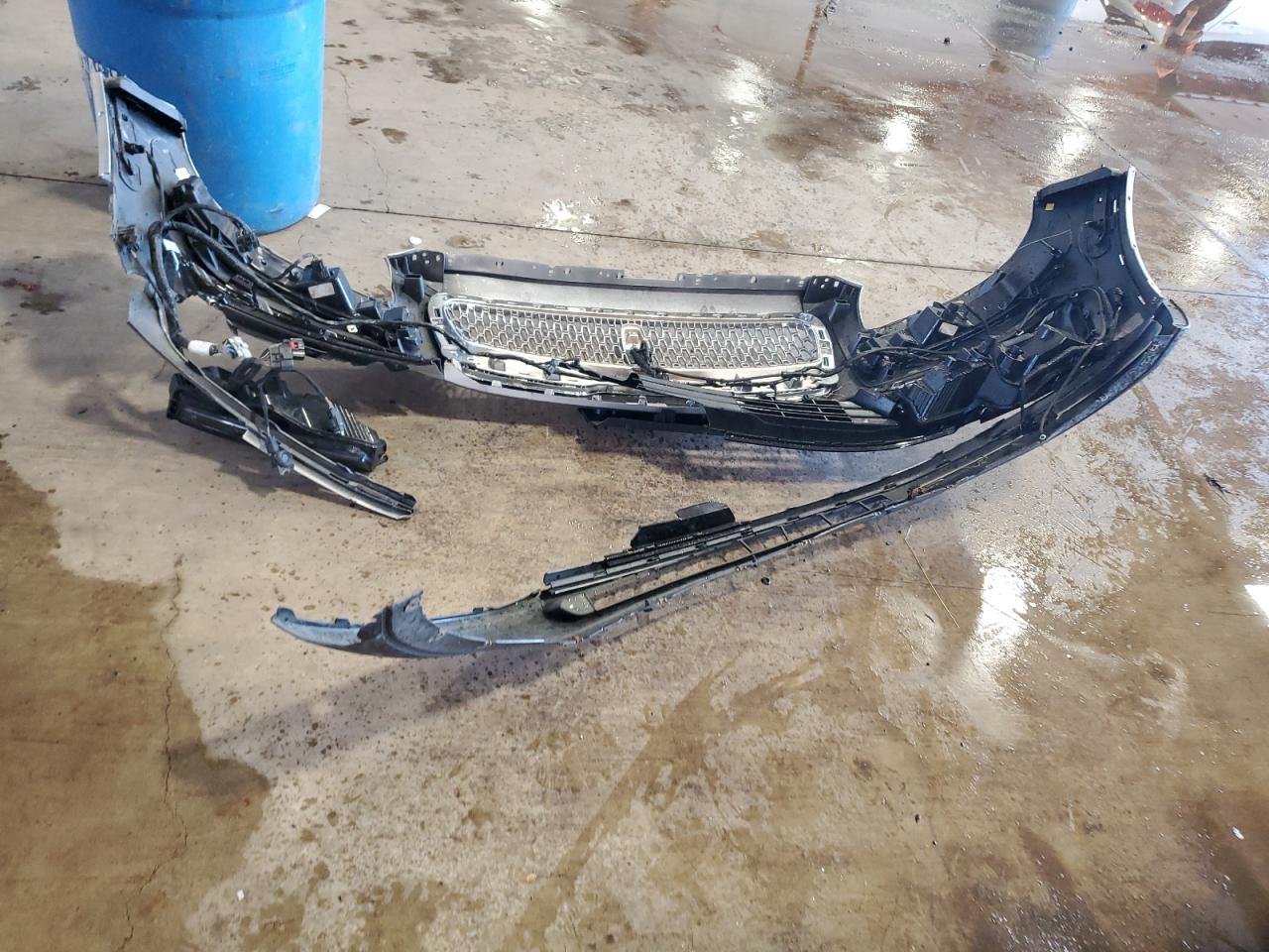 2019 Lincoln Nautilus VIN 2LMPJ8L98KBL47906 Copart auction photo, front end / side damage thumbnail 13