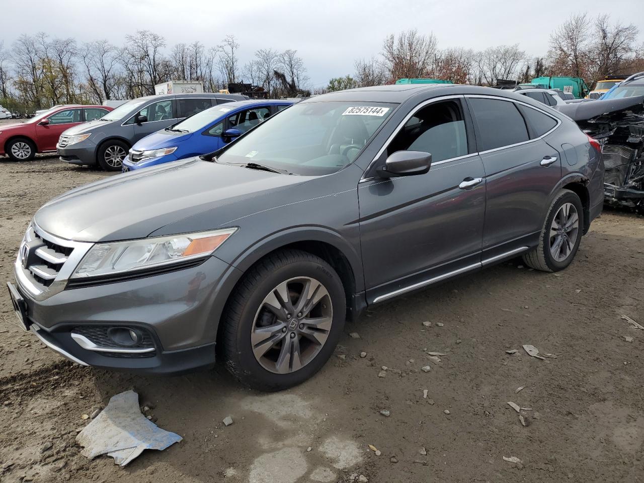 2013 Honda Crosstour VIN 5J6TF2H55DL000324