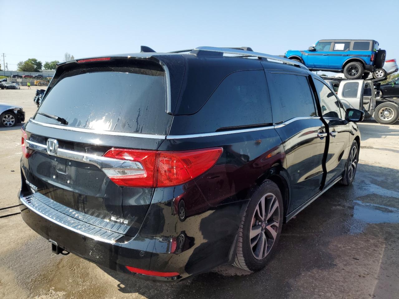2019 Honda Odyssey VIN 5FNRL6H92KB095511 Copart auction photo, water/flood damage thumbnail 3