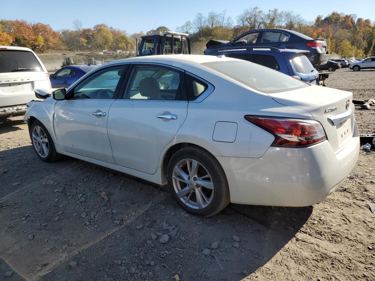 2015 Nissan Altima VIN 1N4AL3AP7FC494279 Copart auction photo, front end / minor dent/scratches damage thumbnail 2
