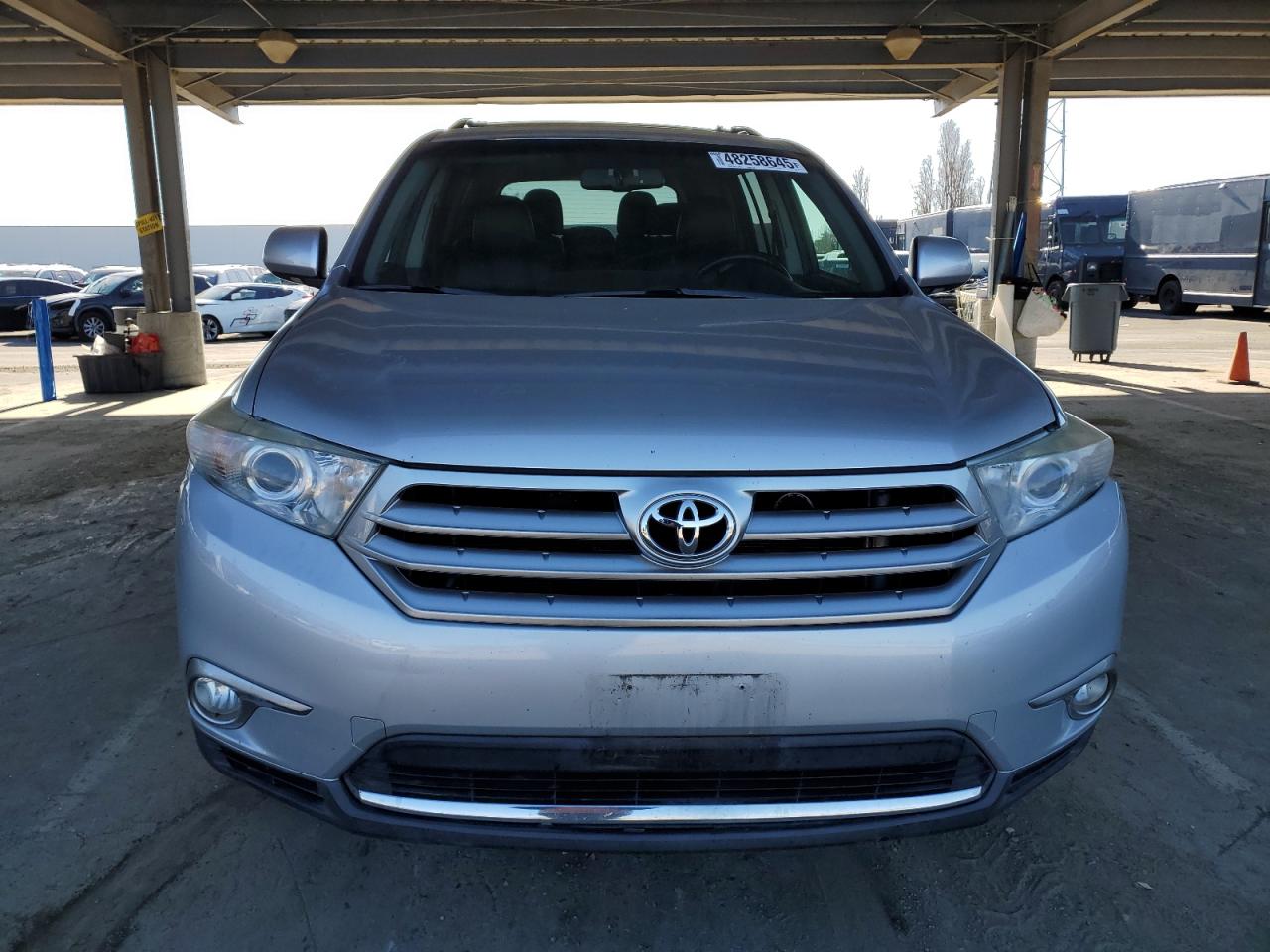2012 Toyota Highlander VIN 5TDDK3EH7CS131181 Copart auction photo, front end / side damage thumbnail 5