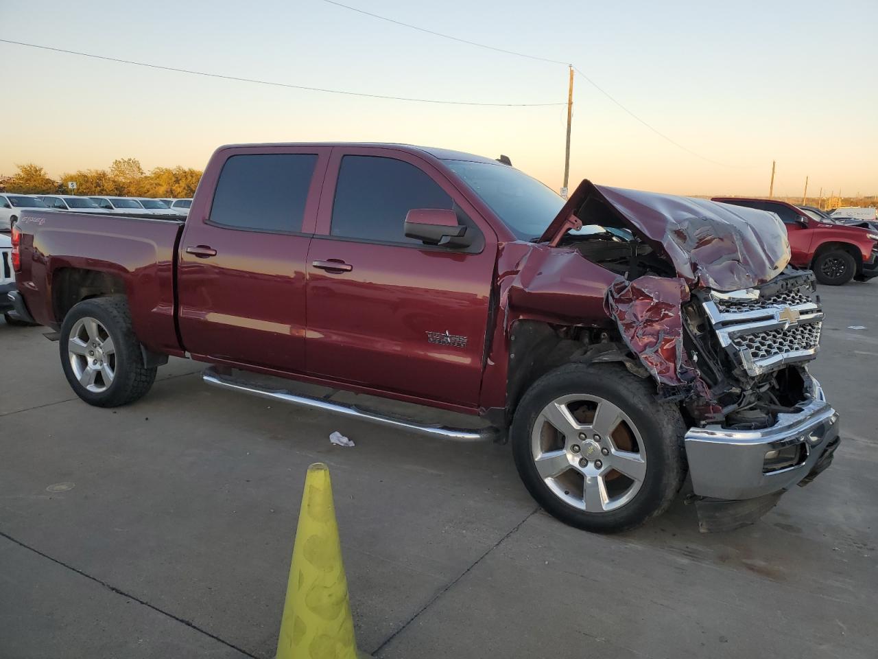 2014 Chevrolet Silverado VIN 3GCUKREC3EG423323 Copart auction photo, front end / side damage thumbnail 4