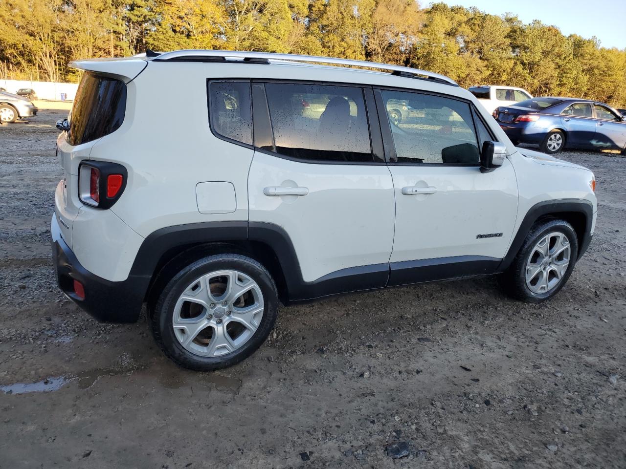 2015 Jeep Renegade VIN ZACCJADTXFPC36047 Copart auction photo, front end damage thumbnail 3