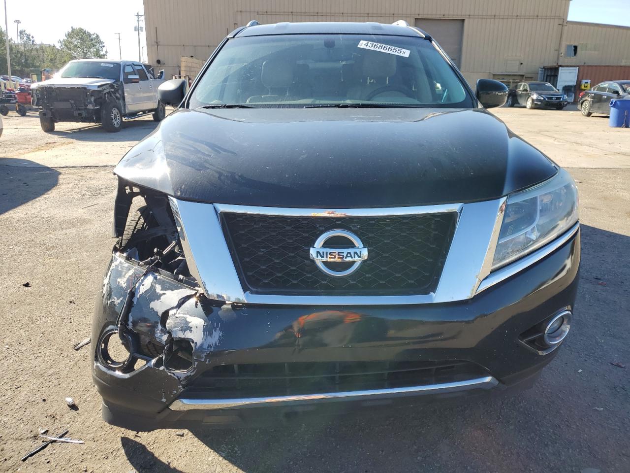 2015 Nissan Pathfinder VIN 5N1AR2MN6FC713760 Copart auction photo, front end damage thumbnail 5