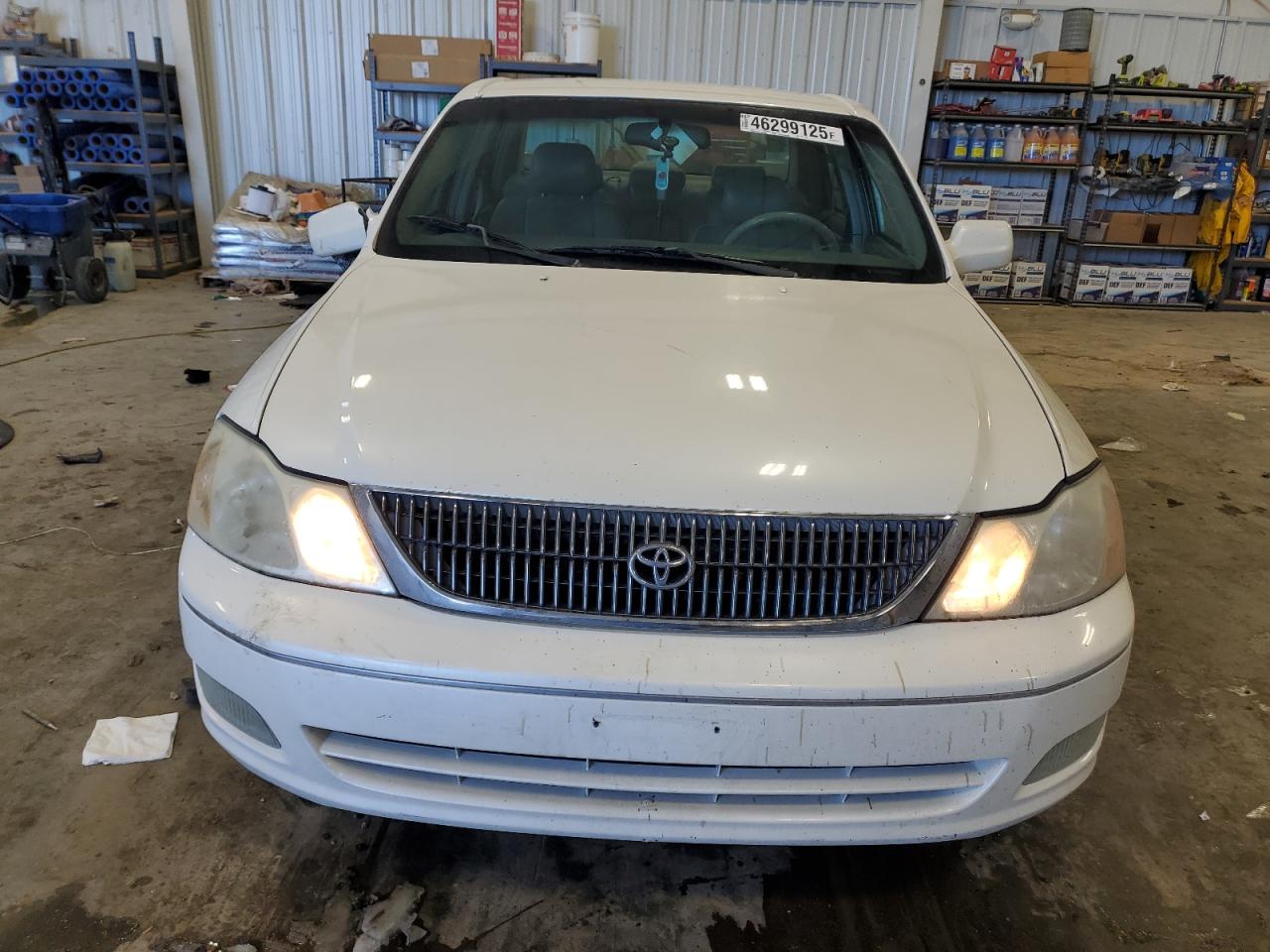2000 Toyota Avalon VIN 4T1BF28B7YU085752 Copart auction photo, side / minor dent/scratches damage thumbnail 5