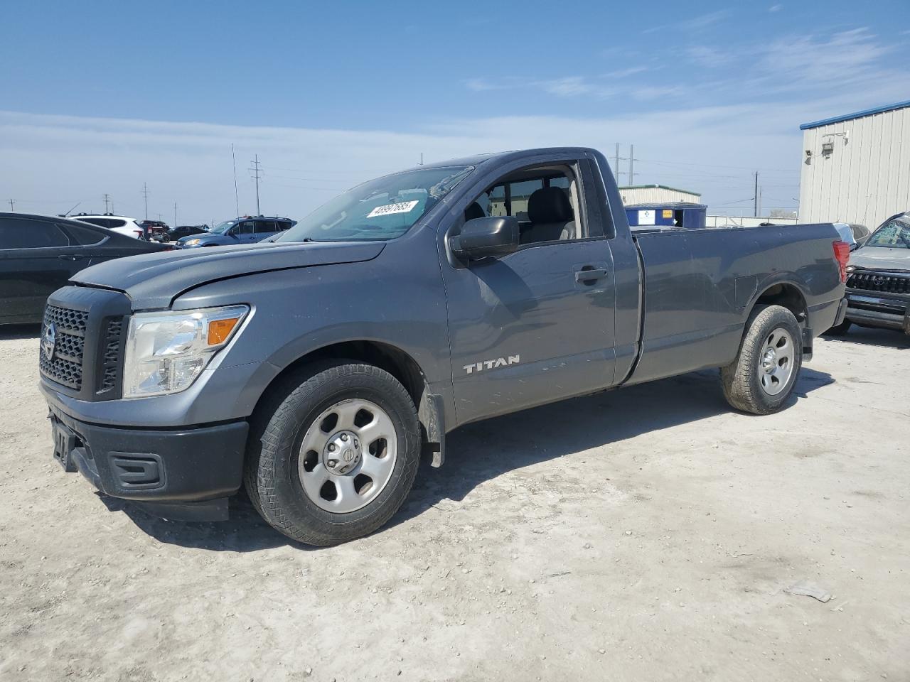 2017 Nissan Titan VIN 1N6AA1R73HN557858