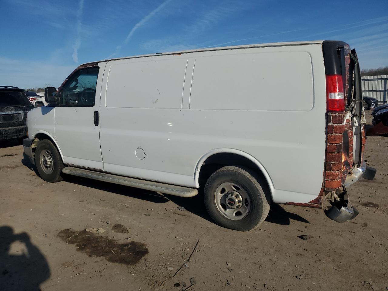 2018 GMC Savana VIN 1GTW7AFG4J1905871 Copart auction photo, rear end / side damage thumbnail 2