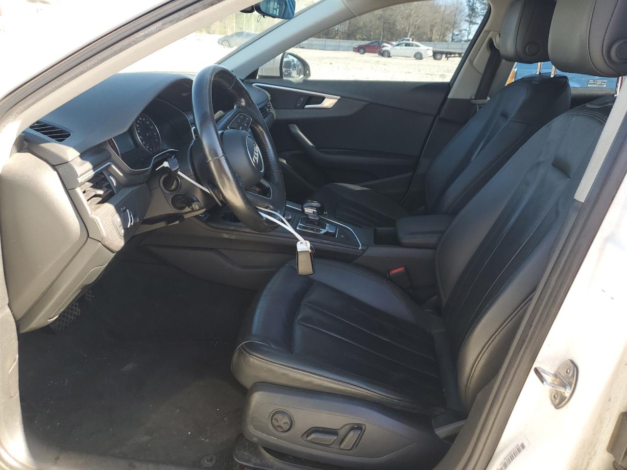 2017 Audi A4 VIN WAUGMAF44HN049782 Copart auction photo, minor dent/scratches damage thumbnail 8
