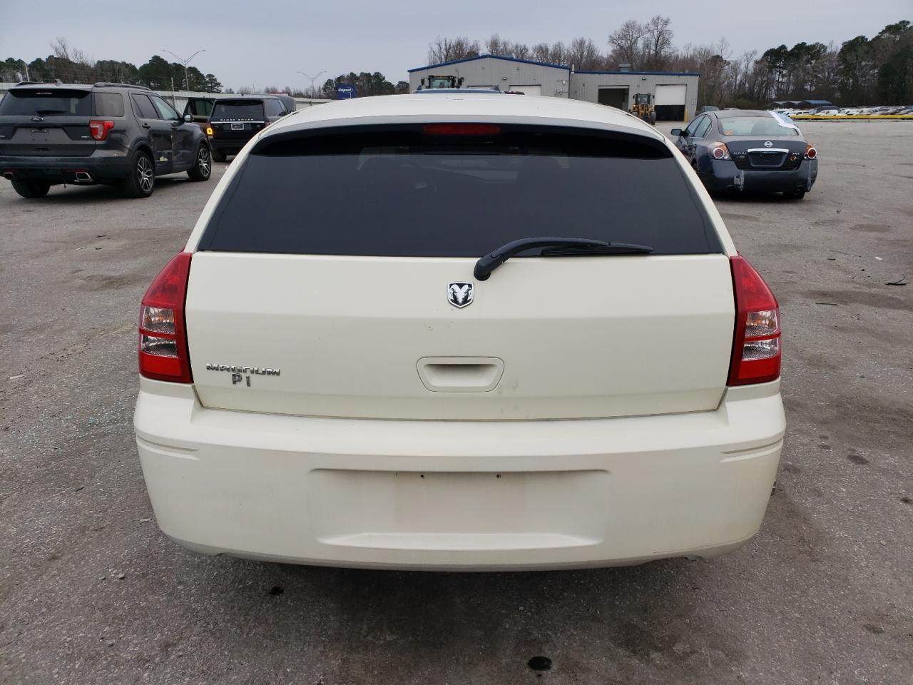 2005 Dodge Magnum VIN 2D8FV48V05H593432 Copart auction photo, side damage thumbnail 6