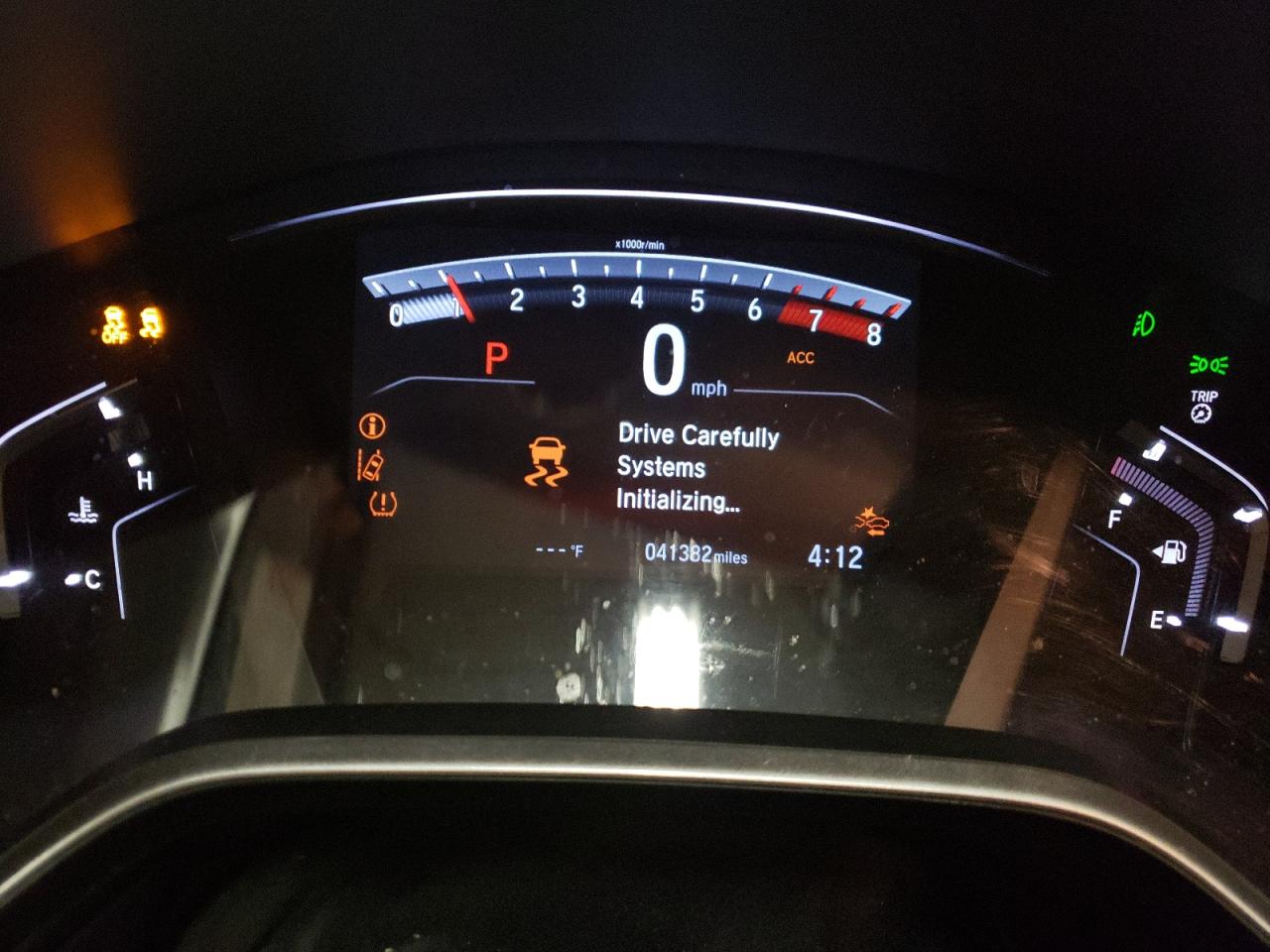 2018 Honda CR-V VIN 2HKRW2H56JH673526 Copart auction photo, front end / minor dent/scratches damage thumbnail 9