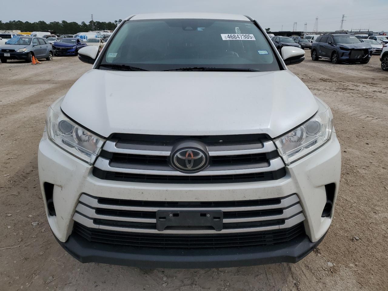 2019 Toyota Highlander VIN 5TDZARFH7KS050819 Copart auction photo, rear end / side damage thumbnail 5