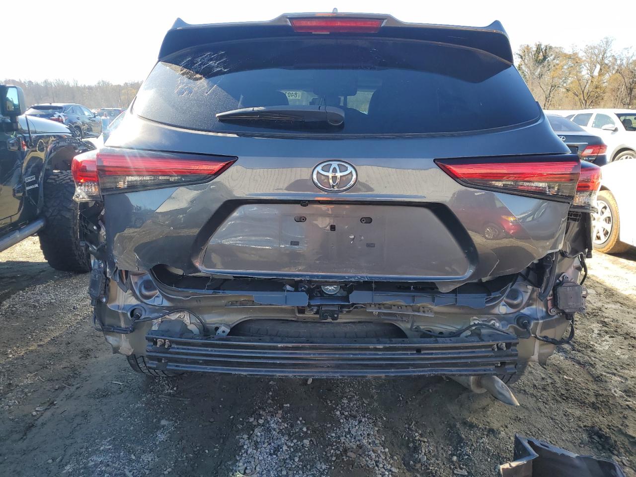 2021 Toyota Highlander VIN 5TDGZRAH9MS038925 Copart auction photo, rear end damage thumbnail 6